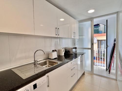 One-Bedroom Apartment image 10