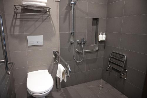 Double Room - Disability Access Roll-In Shower