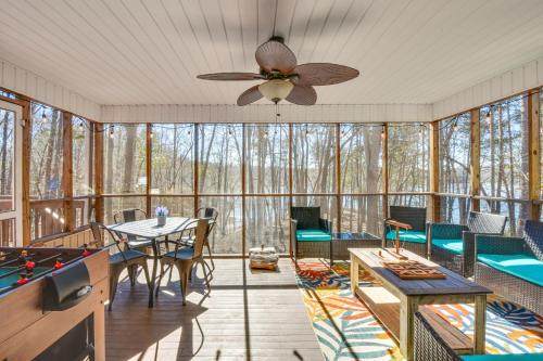 Lake Hartwell Retreat with 2-Tier Dock and Boat Slip!