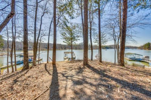 Lake Hartwell Retreat with 2-Tier Dock and Boat Slip!