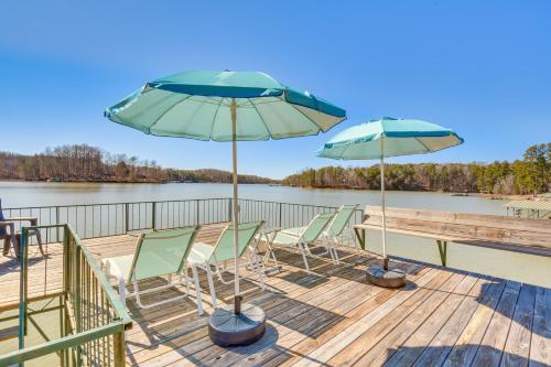 Lake Hartwell Retreat with 2-Tier Dock and Boat Slip! Lake Hartwell Retreat with 2-Tier Dock and Boat Slip!