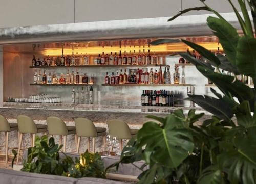AKA Brickell Luxury Residences Free Parking thumb 3