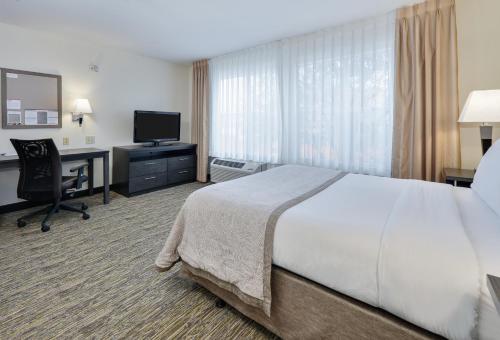 Candlewood Suites Dallas Market Center-Love Field by IHG in Dallas, USA