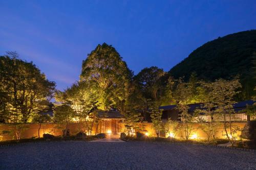 Ufufu - Accommodation - Izu