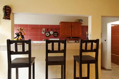 Propriete de 2 chambres avec terrasse et wifi a Cotonou