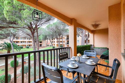 Residence Saint-Raphael Valescure - maeva Home - Appartement avec vue sur le golf 2 pieces 4 personn near Le Jardin de Sebastien