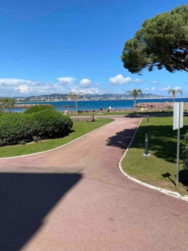 T2 résidence les pieds dans l'eau.