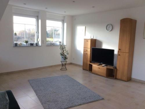 Schöne Ferienwohnung am Fuße der Rhön. (Schone Ferienwohnung am Fuße der Rhon.) in 艾興采爾