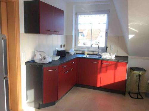 Schöne Ferienwohnung am Fuße der Rhön. (Schone Ferienwohnung am Fuße der Rhon.) in 艾興采爾