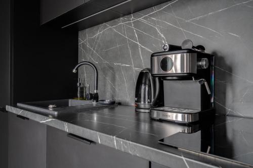 BLACKNIGHT Apartment - Self Check-In 24h, Breslau (Foto 8)