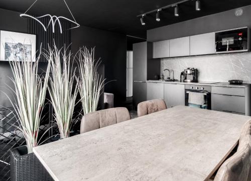 BLACKNIGHT Apartment - Self Check-In 24h, Breslau (Foto 2)