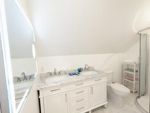 Impeccable, modern, river view, renovated cottage, Laval (photo 8)