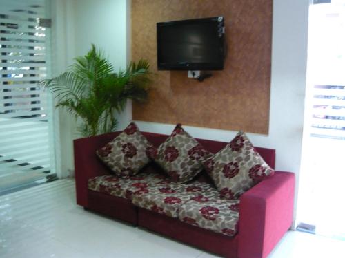 Hotel Malainn – Chennai, IL