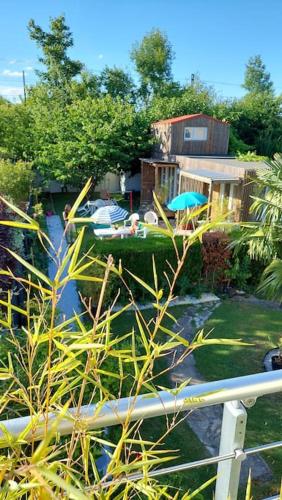 studio GK15 GREENAPPART+ jardin SQY, Versailles.. in La Verriere