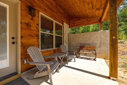Hidden Gem Cabin - image 8