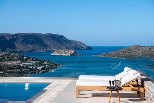 Elounda Bright Villa