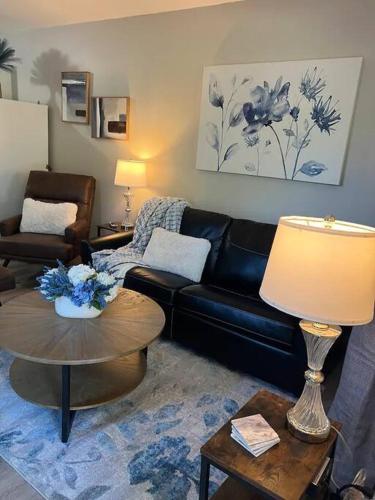 Cozy 1bed 1bath house. Short walk to the Square in Covington, USA