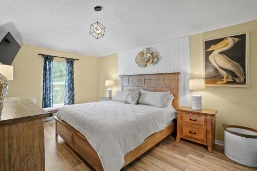Jenson Beach 4bd 2ba home with Heated Pool in Walton, USA