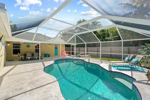 Jenson Beach 4bd 2ba home with Heated Pool in Walton, USA