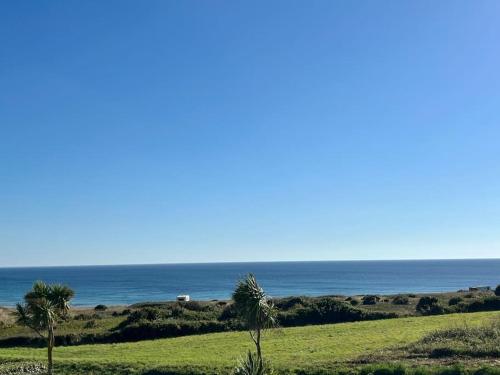 Villa du Menhir - vue panoramique sur l'océan - Location saisonnière - Plozévet