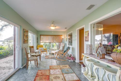 Auburndale Vacation Rental with Yard and Lake Views in Auburndale (FL)