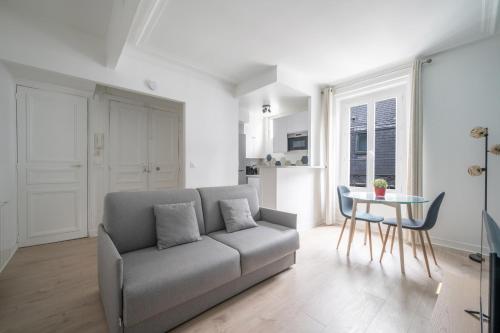 Charming apartment for 2 in the heart of Paris - Welkeys