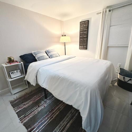 Cozy Room Bronx NY For Traveling Professionals in Williams Bridge, USA