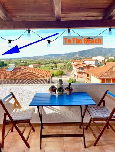 Balkons/terase, Charming apartment with parking, mountain view, close to the beach in Santa Maria Coghinas