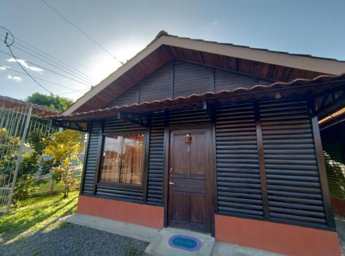 Viesnīcas āriene, Cabinas Río Frío (Cabinas Rio Frio) in San Rafael de Guatuso