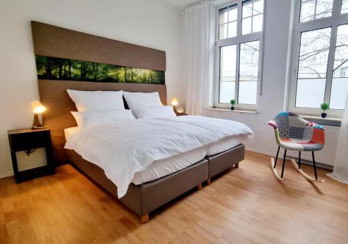 135m²-Apartment I max. 8 Gäste I Zentral I Küche I Balkon I Parken I WLAN (135m²-Apartment I max. 8 Gaste I Zentral I Kuche I Balkon I Parken I WLAN) in Lünen