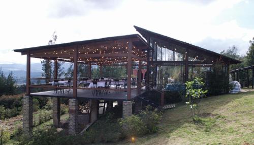 Cabanas Villa Helena in Guatavita