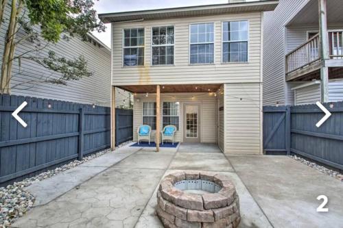 Lakepointe Town home close to track and lake in Hot Springs, USA