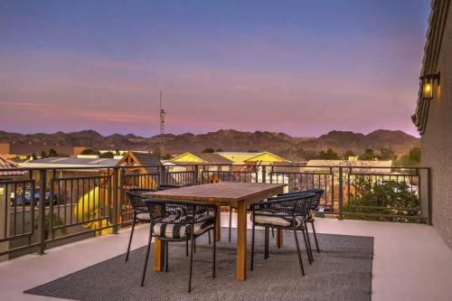 8000sf 7BR Villa Casita Pool Spa Gym & Games - image 6