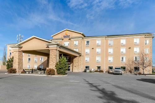 Comfort Inn & Suites - Hotel - Airdrie