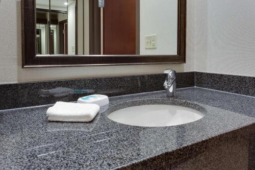 Drury Inn & Suites Denver Tech Center - image 9