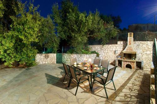 Avvisania Villa - image 5