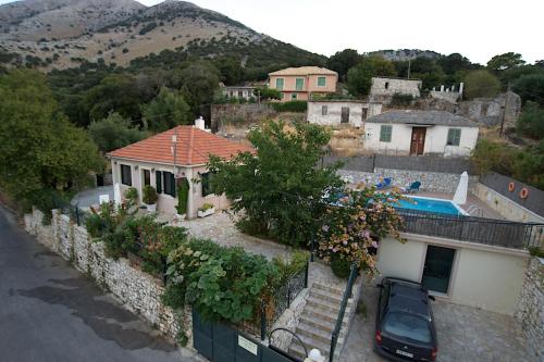 Avvisania Villa - image 6