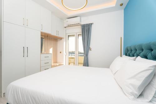 Secret View Apartment, with private jacuzzi