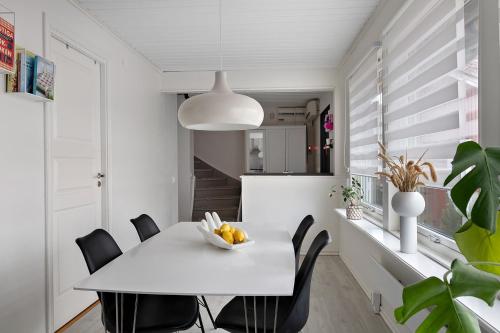 Kitchen, Nyrenoverat familjehus for 8 pers nara strand & centrum, AC & uteplats in Vallas