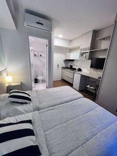 Flat completo c cooktop e prox a 25 de março, São Paulo