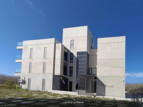 Penghu Somewhere Guesthouse 澎湖嶼光角落民宿 - 숙소 외관