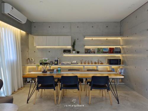 Restaurant, Penghu Somewhere Guesthouse 澎湖嶼光角落民宿 near Penghu Wanganyu