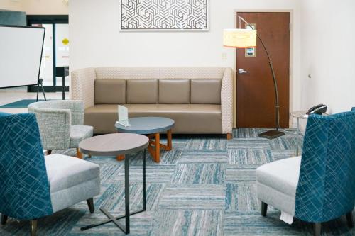 Holiday Inn Express & Suites Hope Mills-Fayetteville Arpt by IHG - 숙소 외관