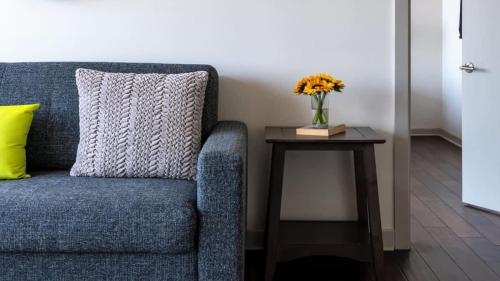 18th FL Stylish CozySuites with pool, gym #5 in Dallas, USA