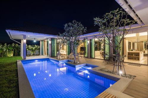 Exterior view, Relaxing Luxury 3-Bed Private Villa in Tub Tai