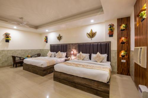 Deluxe Family Suite image 2