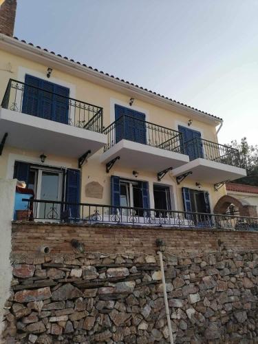 Grammatikis house 3
