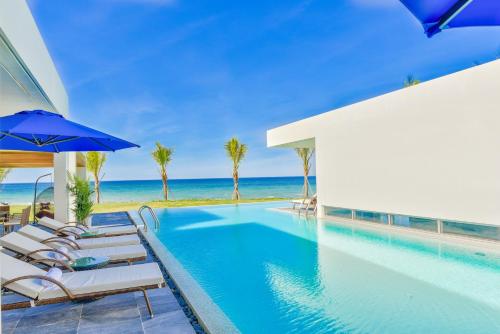 Dreamy Beach Villas And Resort - 전망