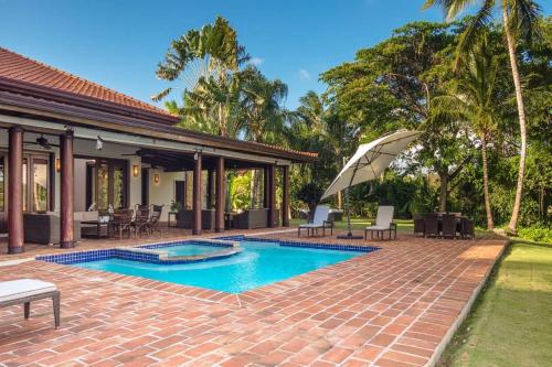 Beautiful and Comfortable Four Bedroom Villa