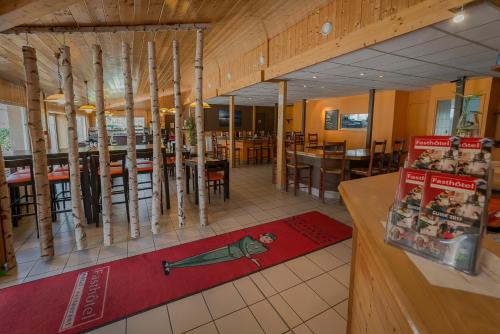 餐廳, 阿訥西法斯特酒店 (Fasthotel Annecy) in 塞諾德